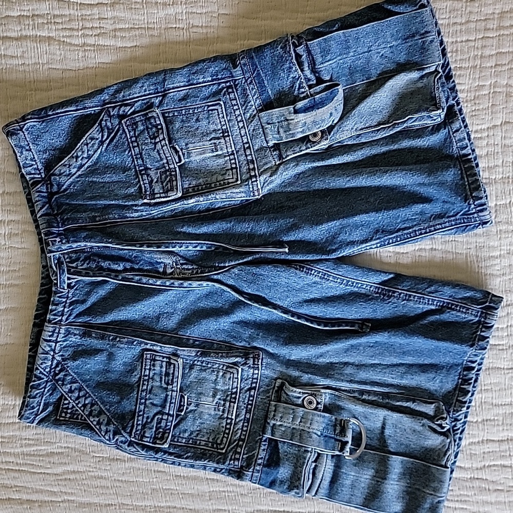 Free People Blue Denim Cargo Jean Shorts - Picture 3 of 9